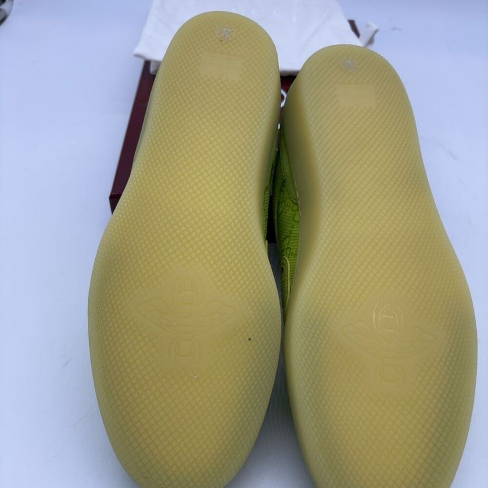 Gucci Neon Green Low-Top Sneakers - Picture 6 of 7